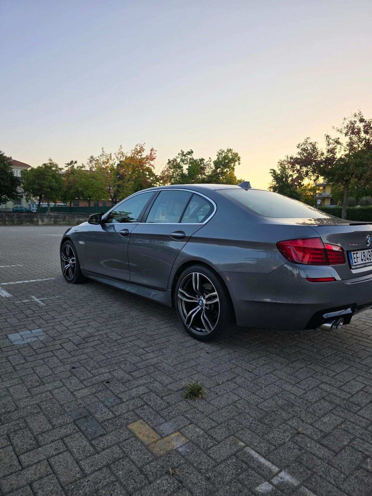 BMW 520d Pack M5