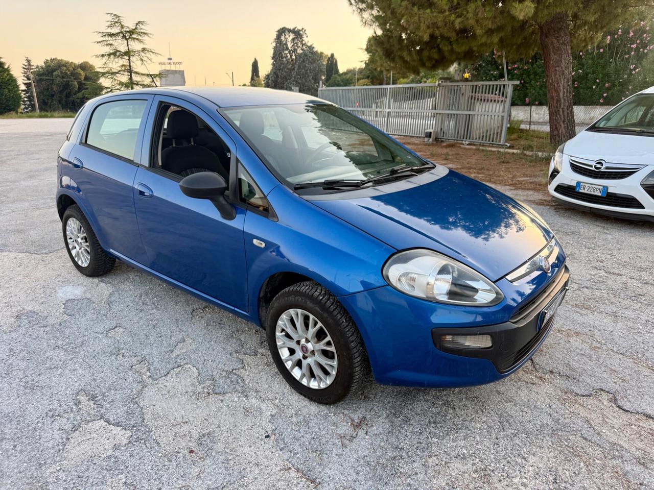 Fiat punto Evo 1.4 natural power NEOPATENTATI