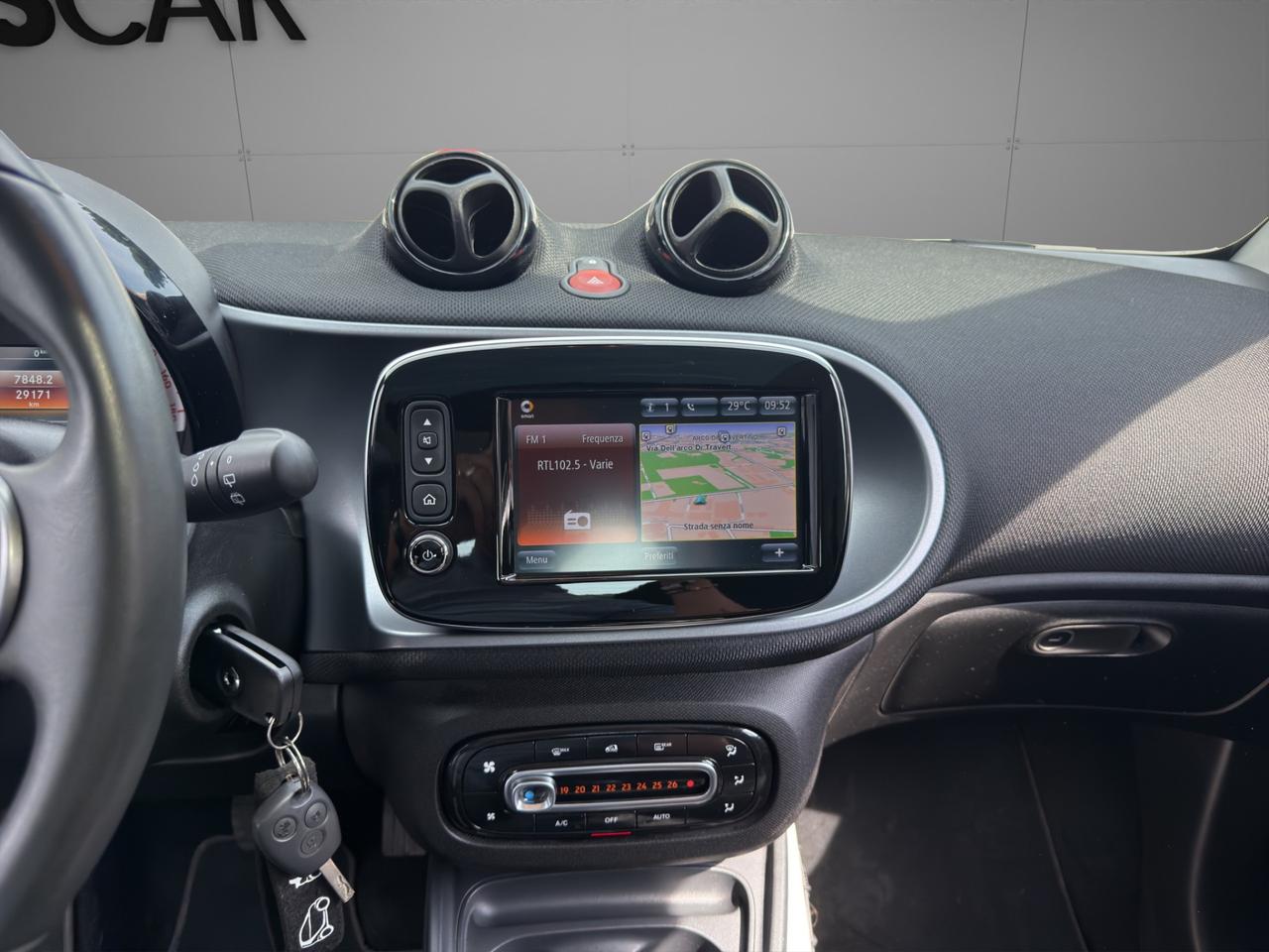 Smart fortwo coupe 0.9 Passion Turbo 90cv - Unico proprietario - Sedili riscaldabili - Cerchi in lega - Luci Led - Tetto panoramico - Schermo touch