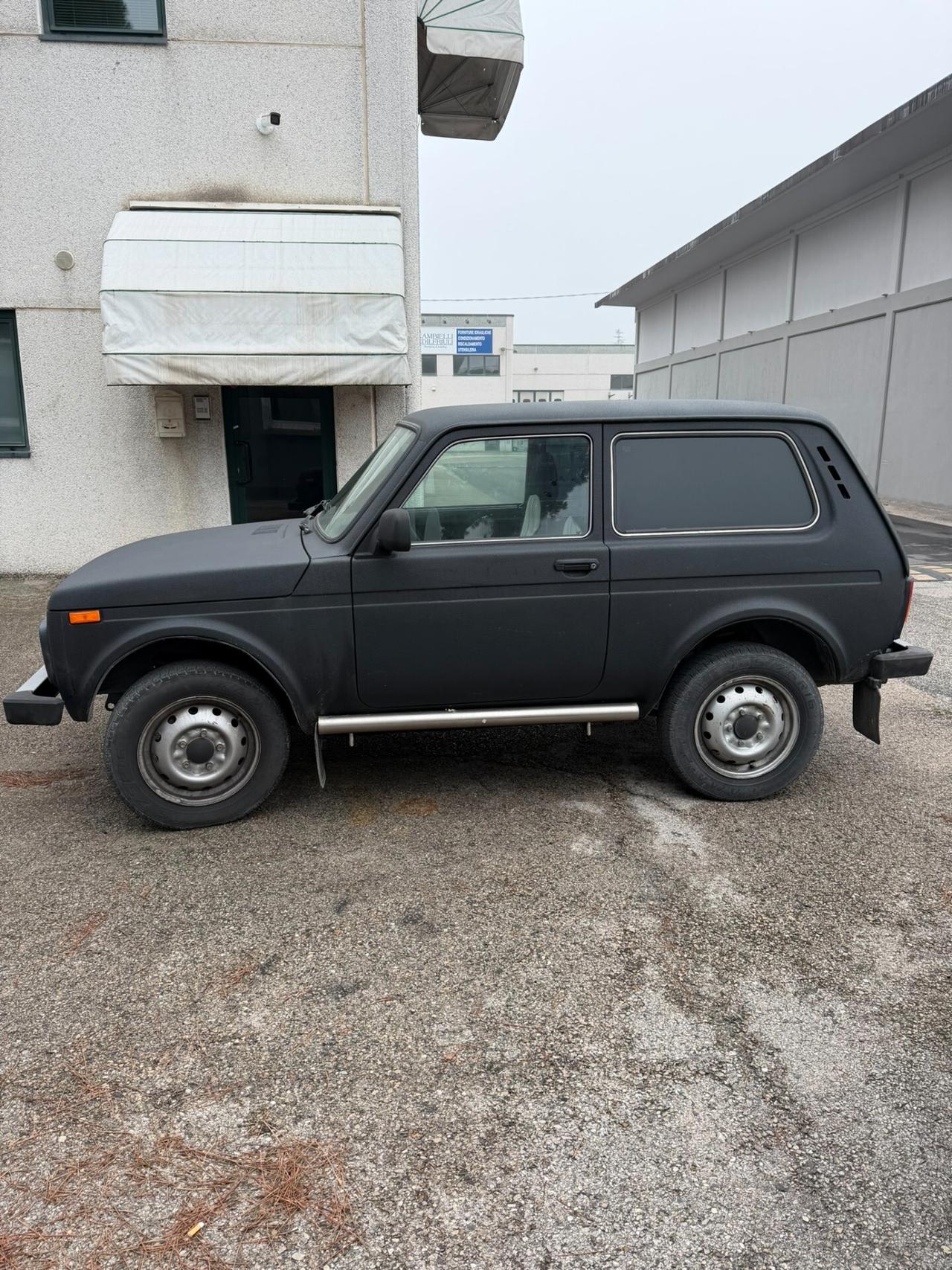 Lada Niva 1.7 - GPL
