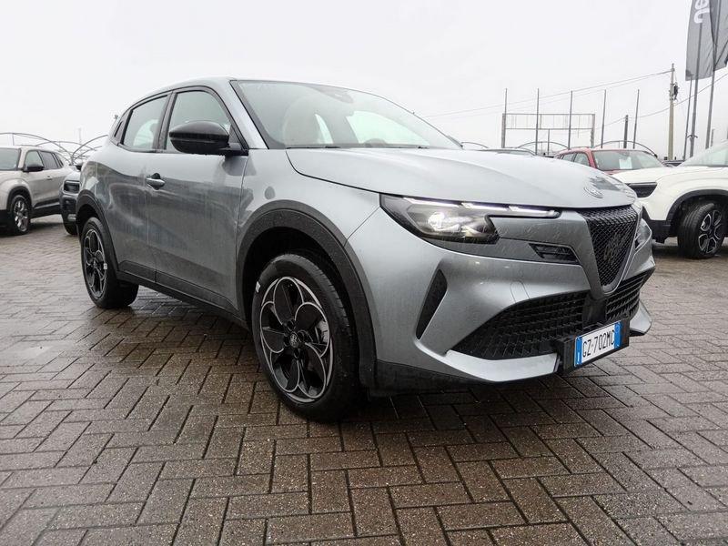 Alfa Romeo Junior Junior 156 CV BEV