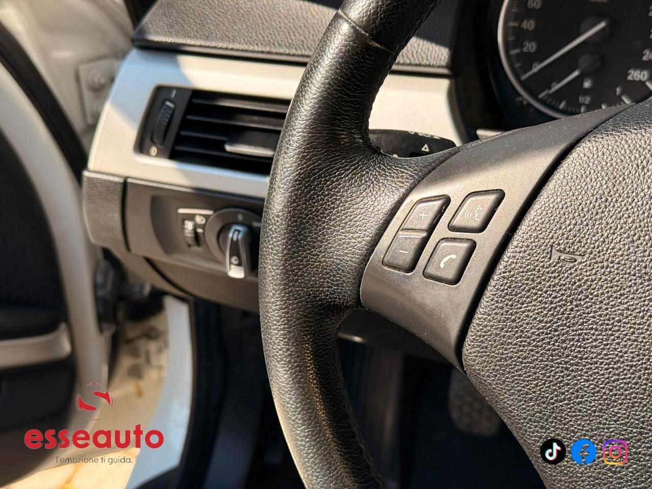 Bmw 320i cat Touring Attiva