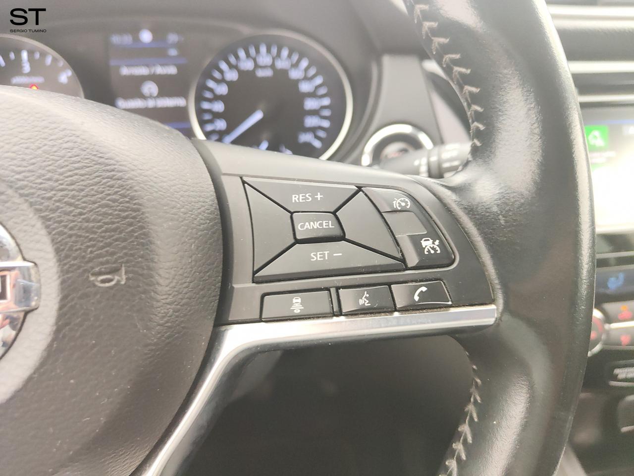 NISSAN Qashqai 2ª serie - Qashqai 1.5 dCi 115 CV N-Connecta