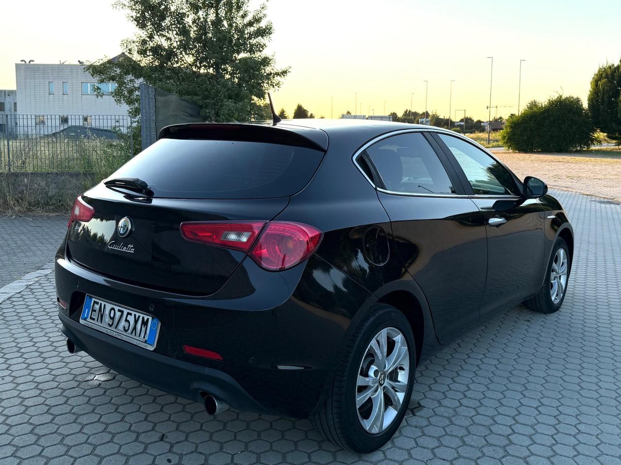 Alfa Romeo Giulietta 2.0 JTDm-2 140 CV Distinctive