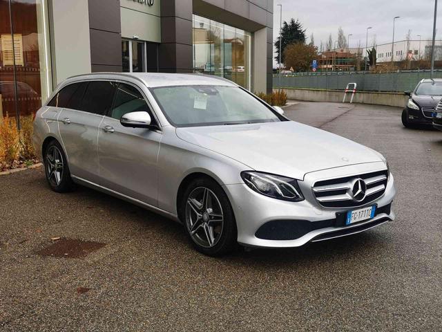 MERCEDES-BENZ E 220 d S.W. Auto Business Sport