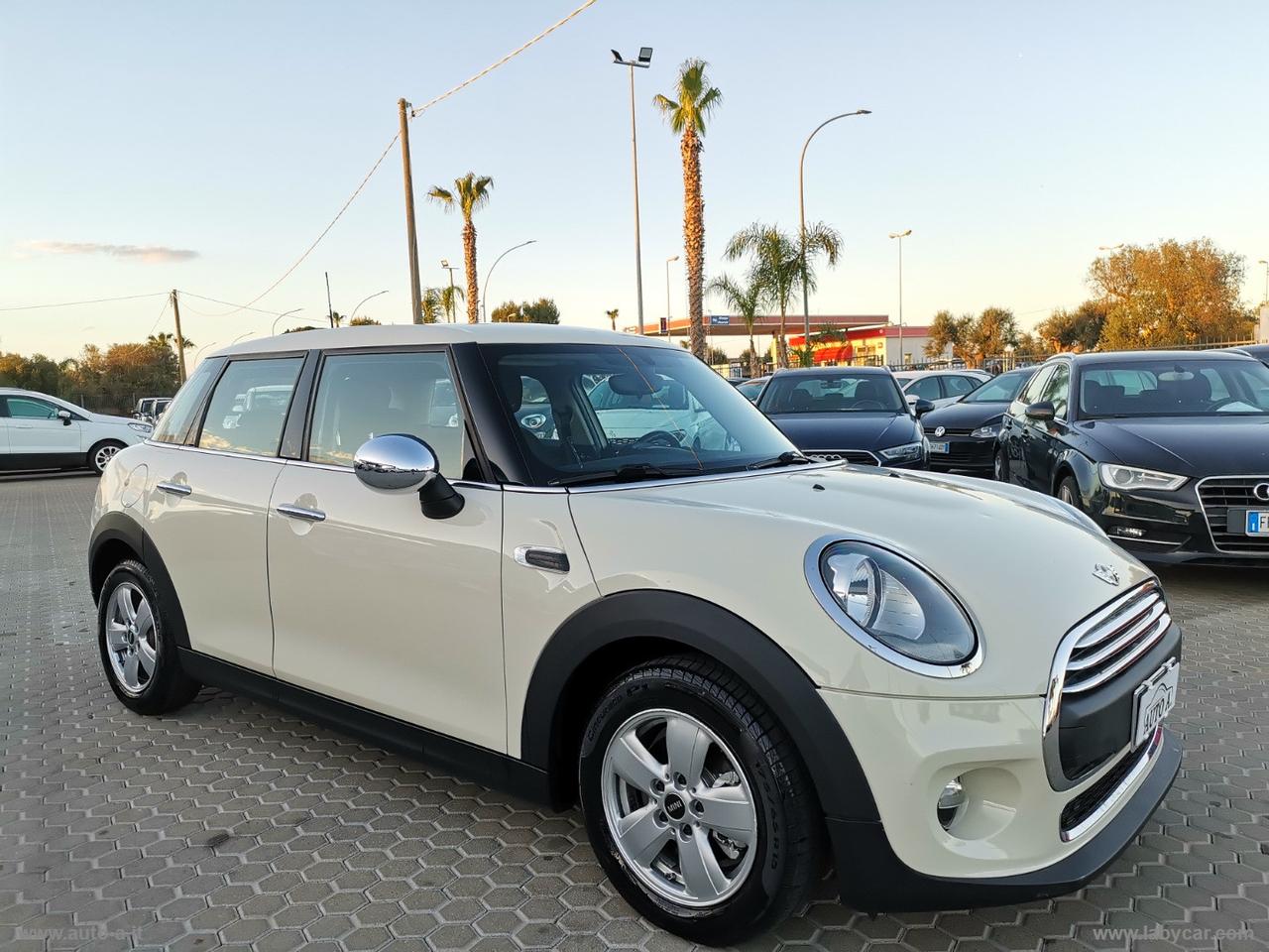 MINI Mini One 5 porte