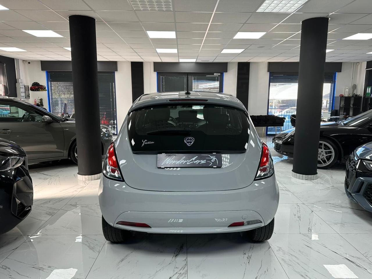 Lancia Ypsilon FireFly S&S Hybrid Ecochic Gold 2021 1.0 Ibrido/Benzina