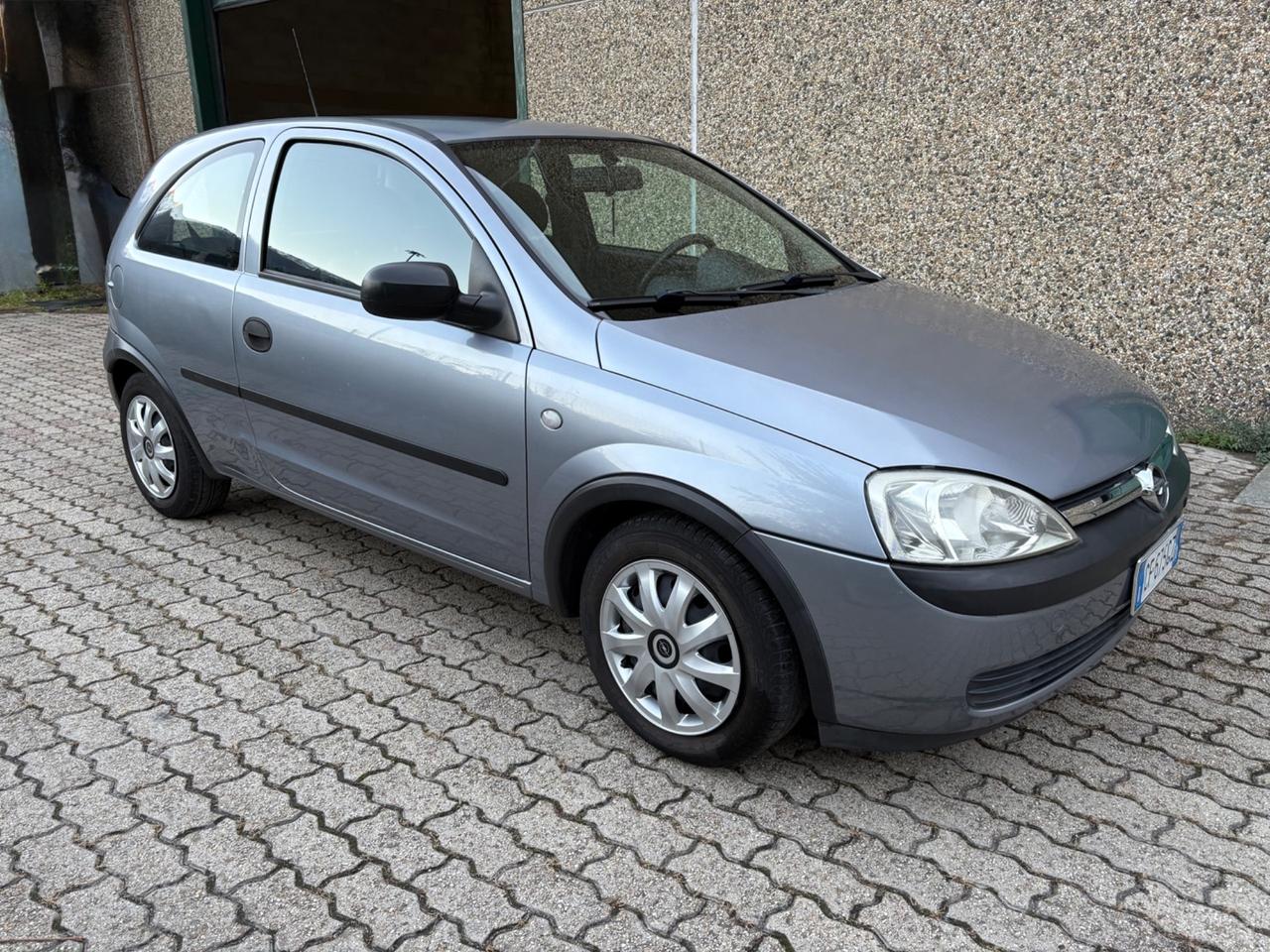 Opel Corsa 1.2i 3 porte Club - 84.000 KM