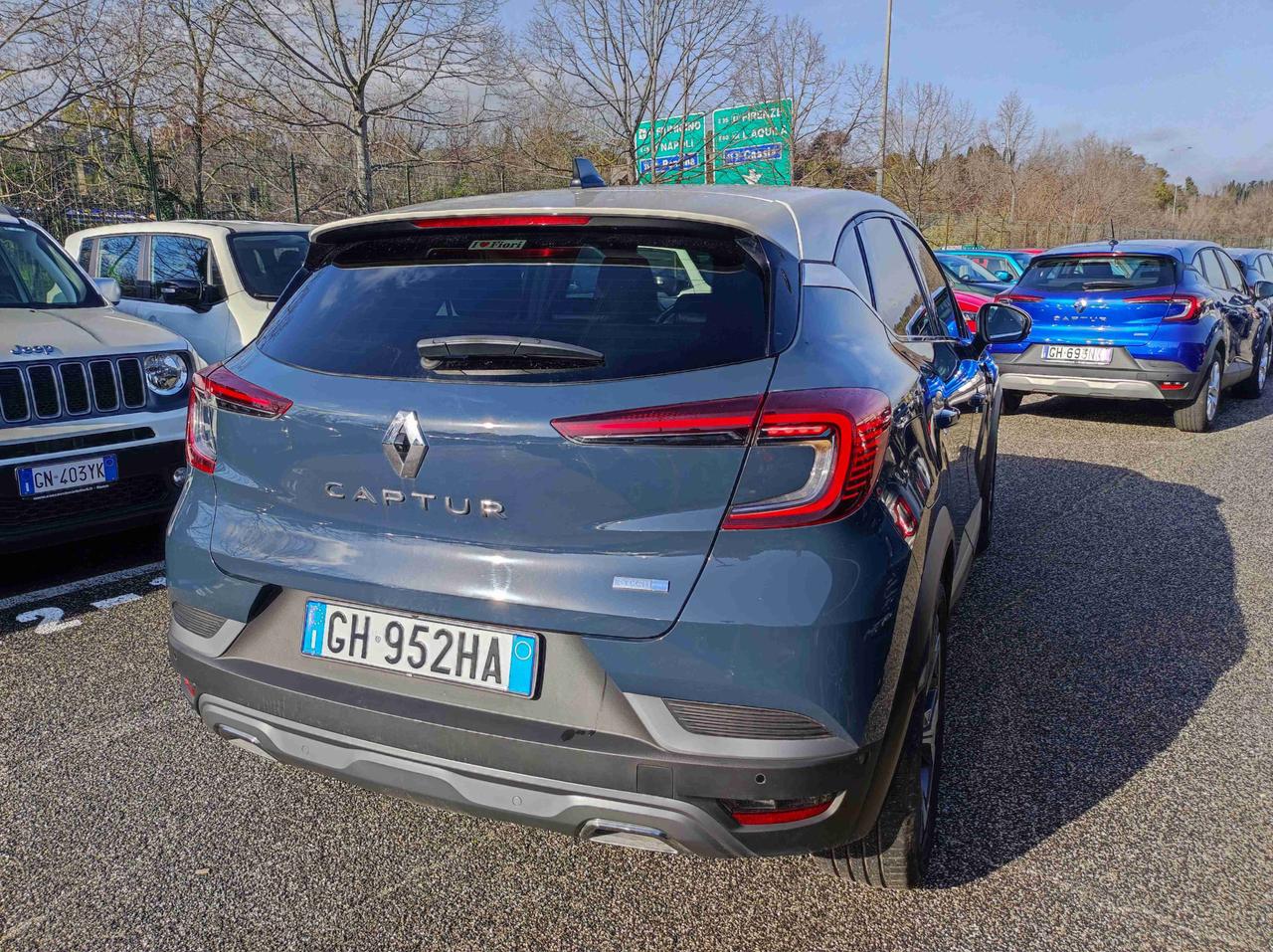 RENAULT Captur II 2019 - Captur 1.6 E-Tech hybrid RS Line 145cv auto