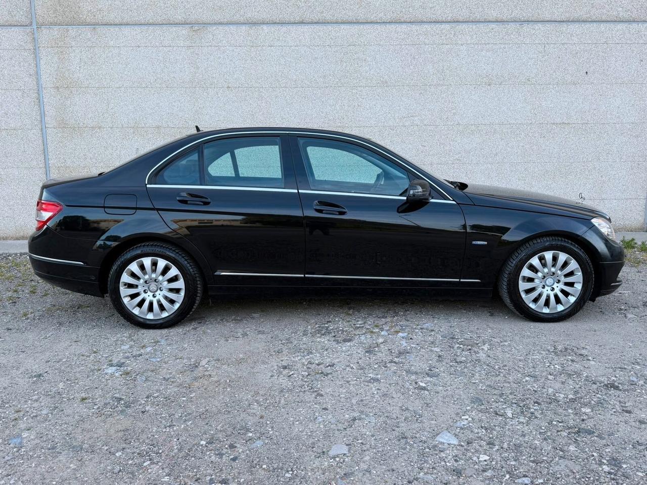 Mercedes Benz C200 Berlina 136CV SOLO 99000KM
