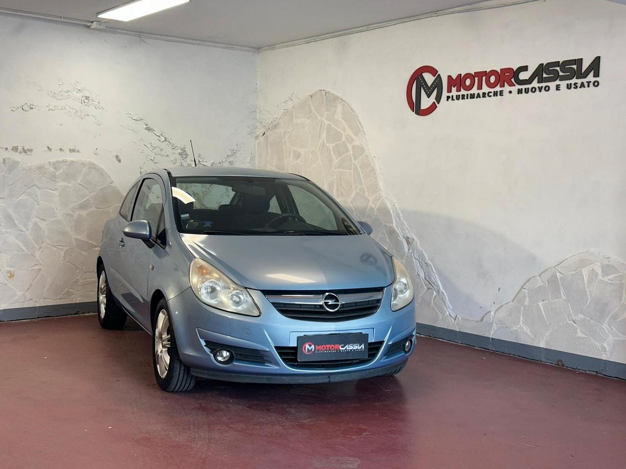 Opel Corsa 1.2 3 porte Club