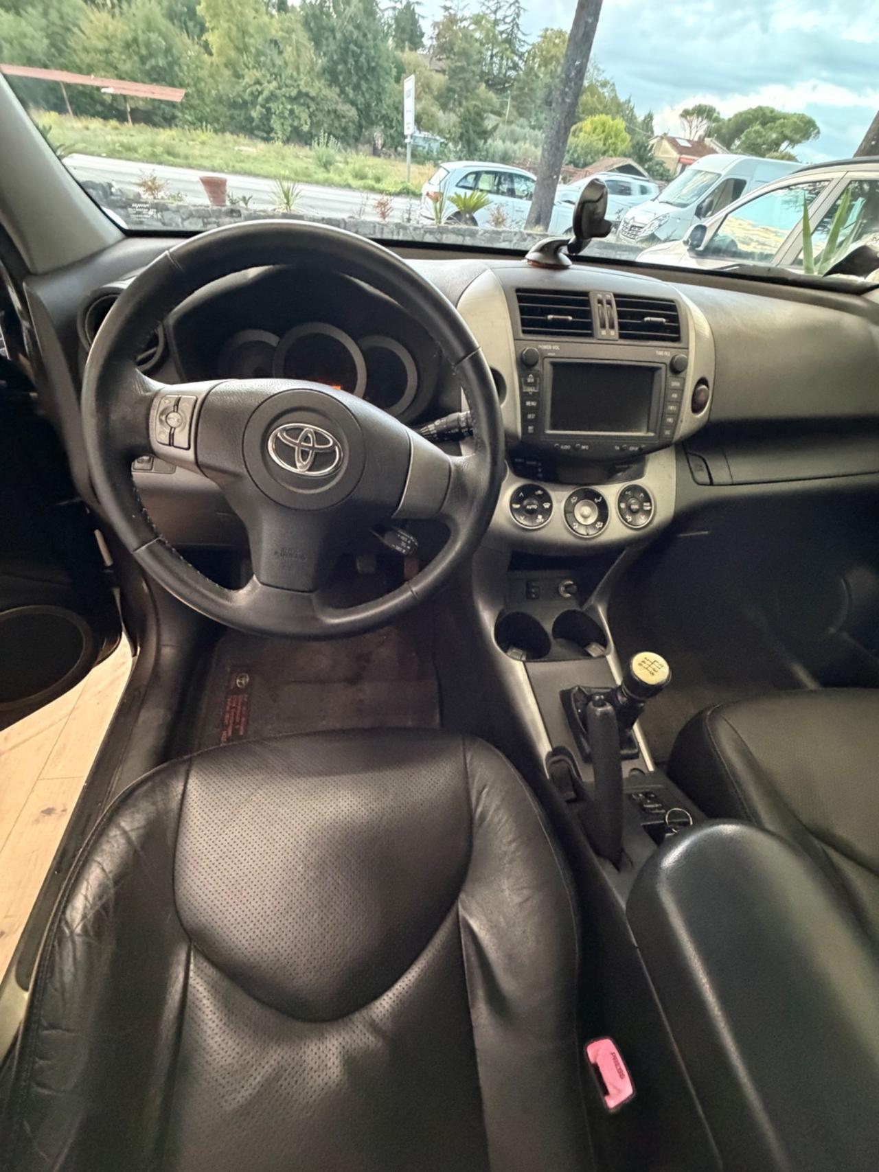 Toyota RAV 4 RAV4 Crossover 2.2 D-Cat 177 CV Executive
