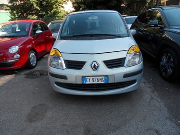 Renault Modus 1.2 16V Confort Authentique