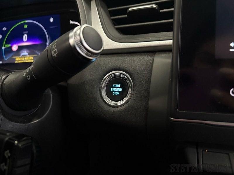 Renault Captur Hybrid E-Tech 145 CV Initiale Paris