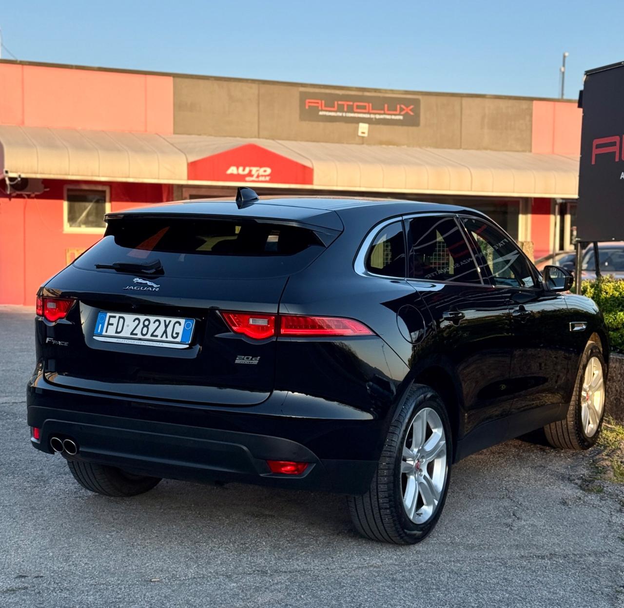Jaguar F-Pace 2.0 D 180 CV AWD aut. Portfolio 2017