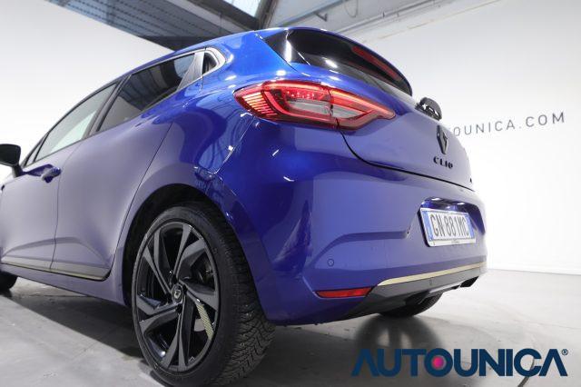 RENAULT Clio FULL HYBRID E-TECH 145 CV 5 PORTE ENGINEERED