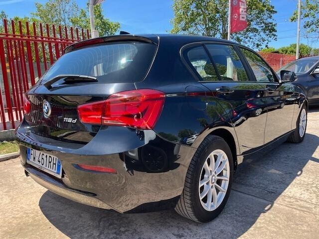 Bmw 118d SPORT LED TOT BLACK FINANZIAMENTO SENS AN