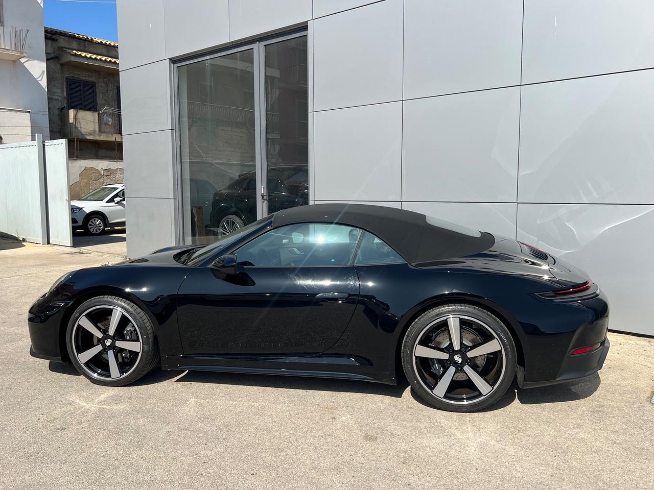 Porsche 992 Cabrio 394cv possibilità noleggio no scoring