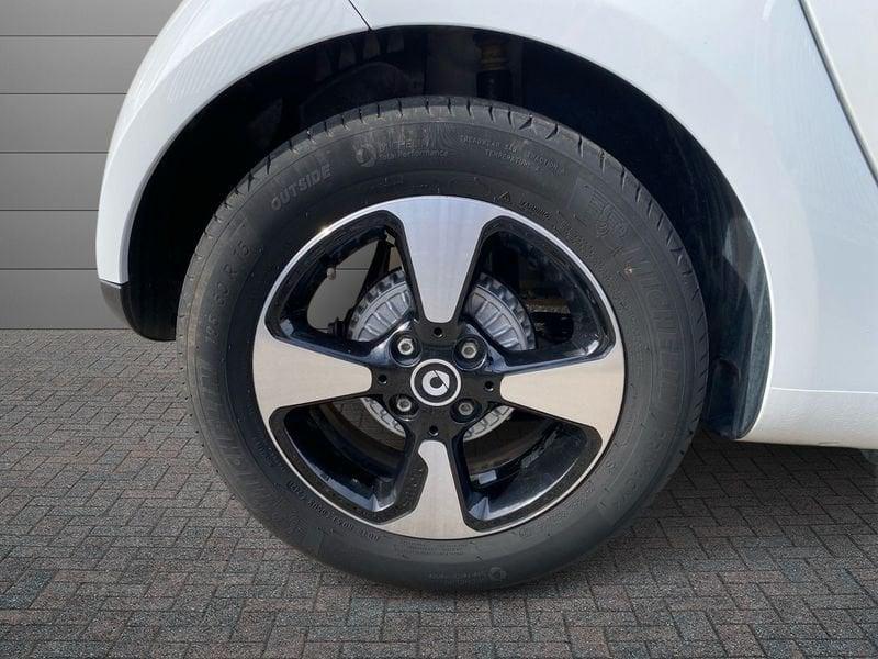 smart fortwo eq Passion 22kW