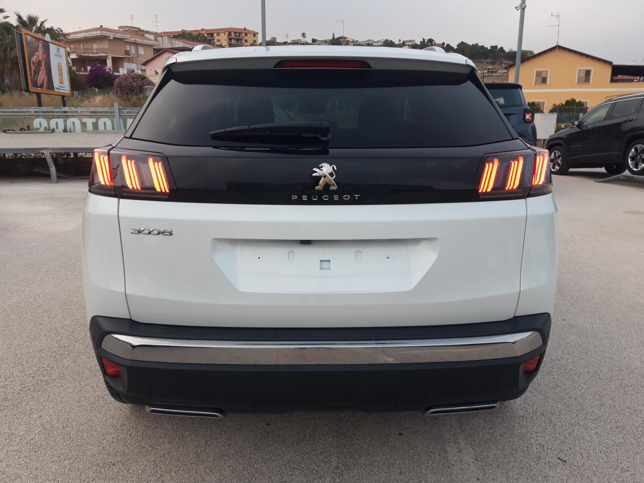 Peugeot 3008 BlueHDi 130 S&S EAT8 Allure