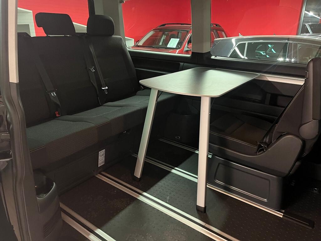Volkswagen Multivan T6 2.0 TDI 150CV DSG 4x4 letto