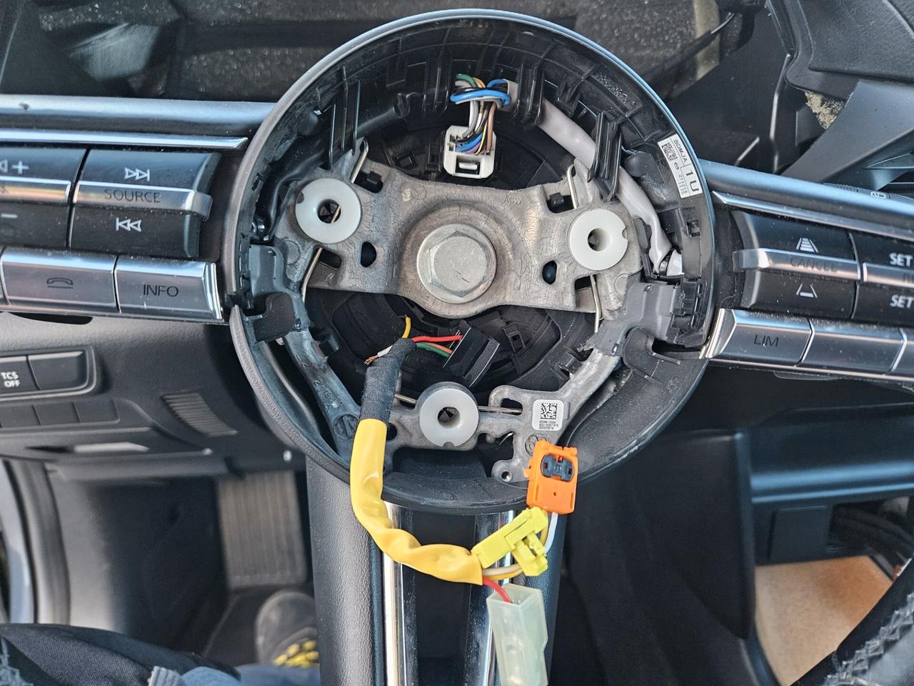 Mazda MX-30 35,5kWh OBC 7,4kW FURTO PARZIALE