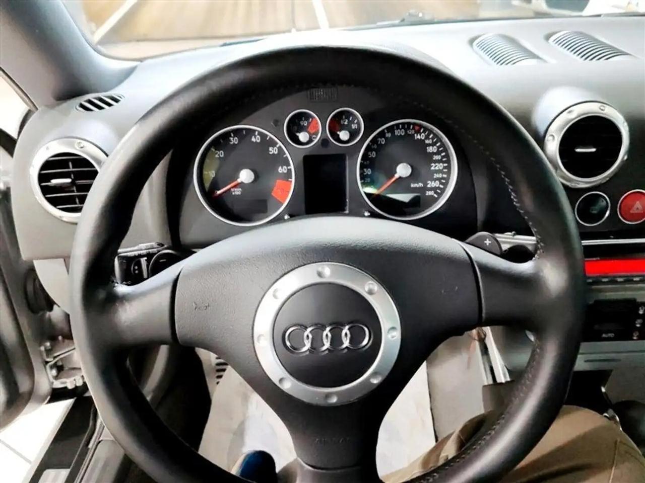 Audi TT Coupé 3.2 V6 cat quattro