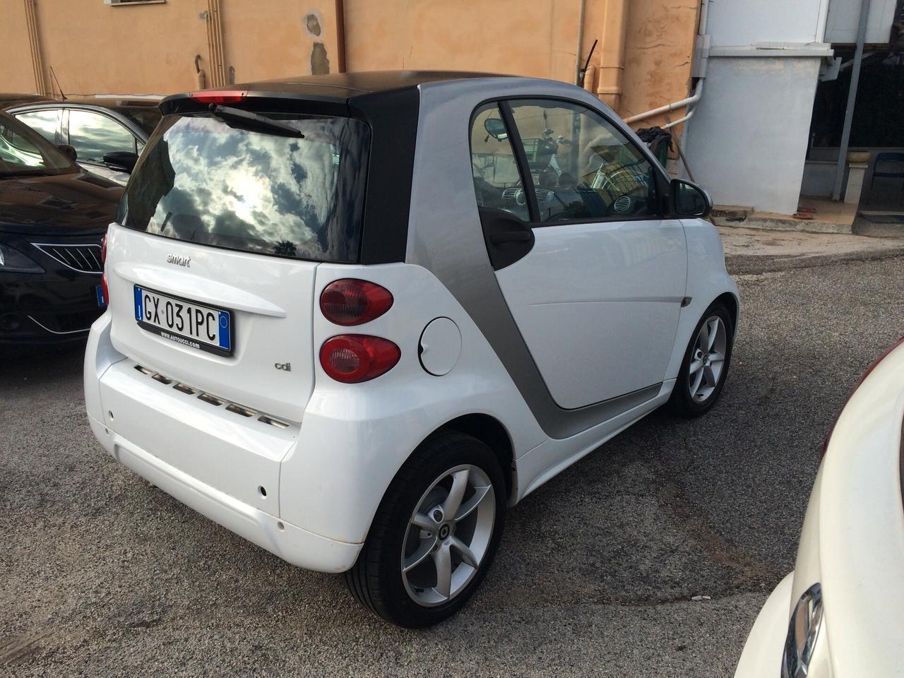 2012 Smart ForTwo 800 40 kW coupé passion cdi TAGLIANDATA CON GARANZIA !!!