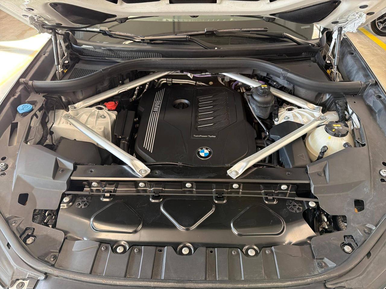 BMW X6 xDrive40i 48V MSport