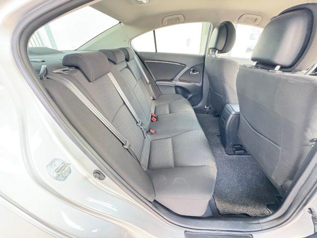 TOYOTA Avensis 2.0 D-4D KM E MOTORE ORIGINALI TAGLIANDI CERTIFICA