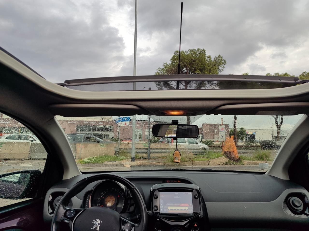 Peugeot 108 VTi 68 ETG 5 porte Allure TOP! Cabrio