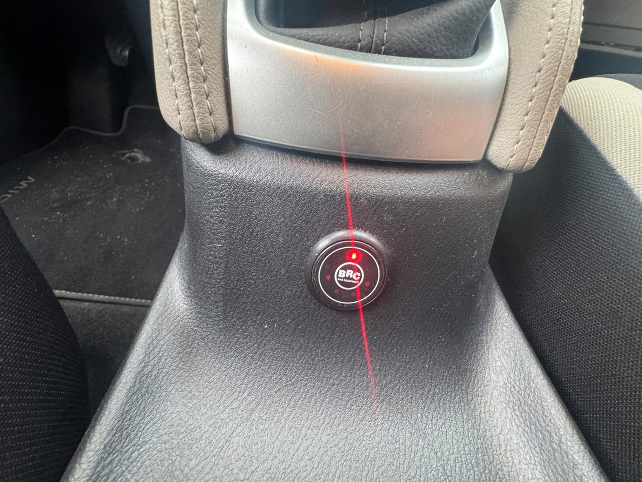 Nissan Micra 1.0 ig-t Eco N-Design Gpl UNICO PROPRIETARIO