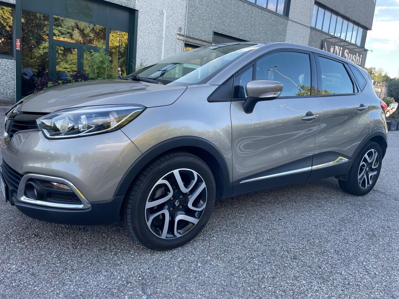 Renault Captur 1.5 dCi 8V 90 CV*Neopatentati*Automatik*Cerchi*