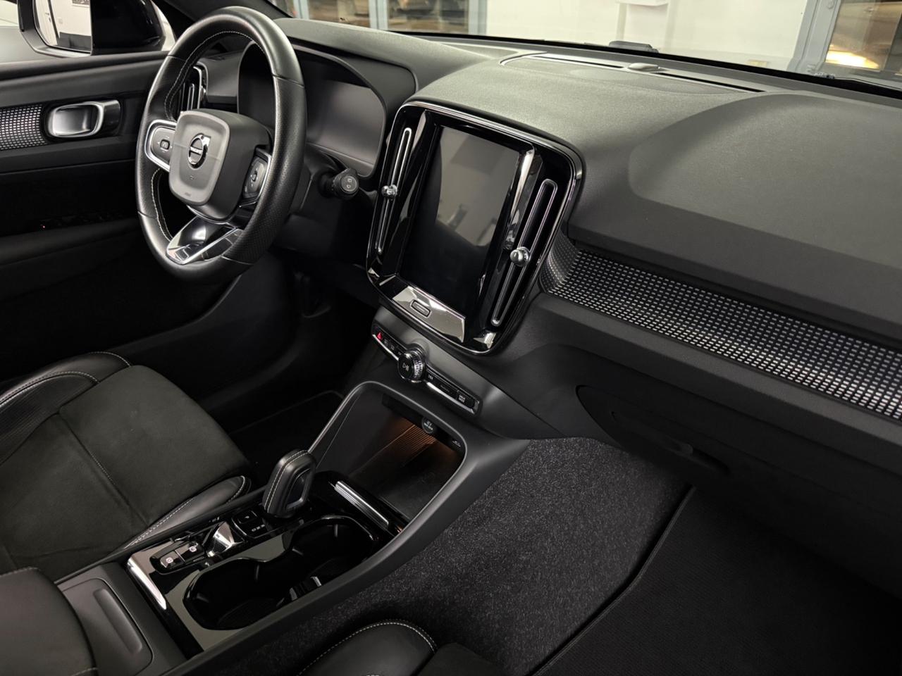 Volvo XC40 D3 Geartronic R-design UNICO PROPRIETARIO