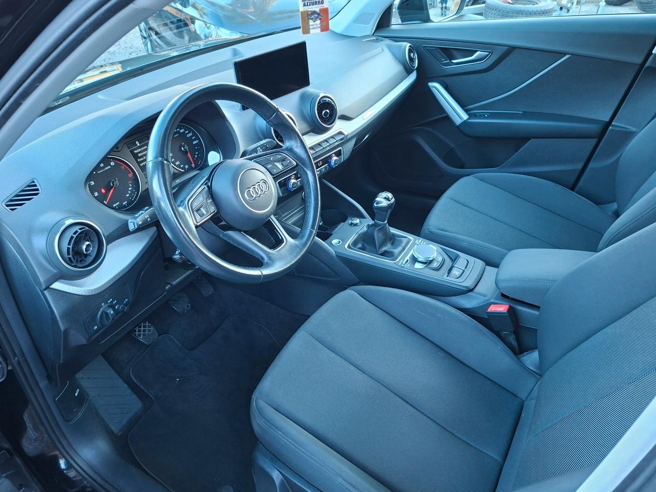 Audi Q2 30 TFSI Business