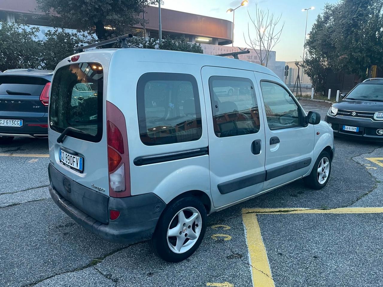 Renault Kangoo 1.2 16V 5p. Privilège