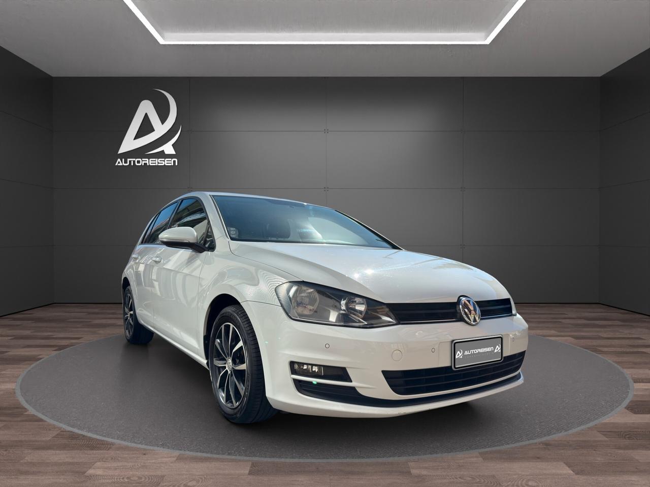 Volkswagen Golf 1.2 TSI 105 CV 5p. Comfortline BlueMotion Technology Neo patentati