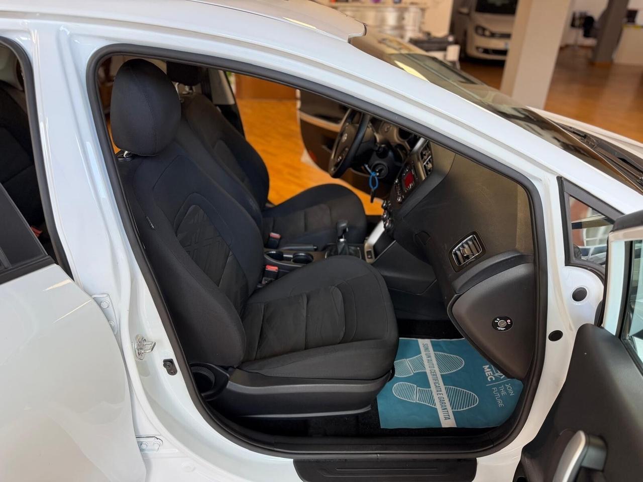 Kia Ceed cee'd 1.4 CVVT 5 porte Cool