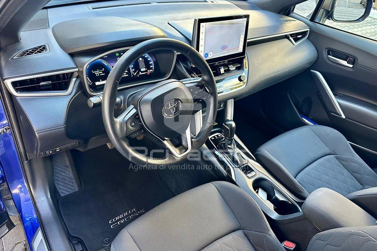 TOYOTA Corolla Cross 1.8 Hybrid 140 CV E-CVT Trend