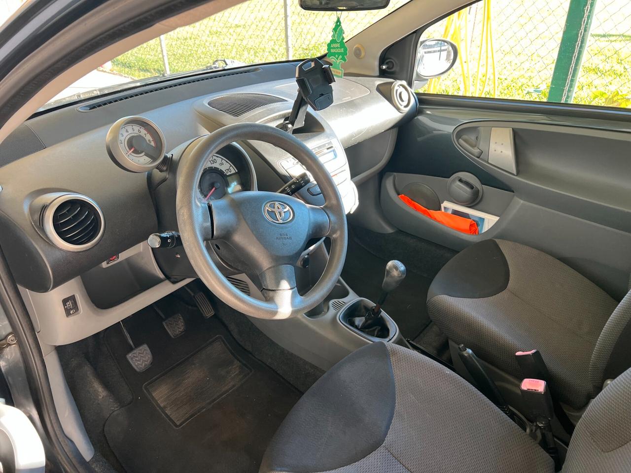 Toyota Aygo 1.0 12V VVT-i 3 porte Sol