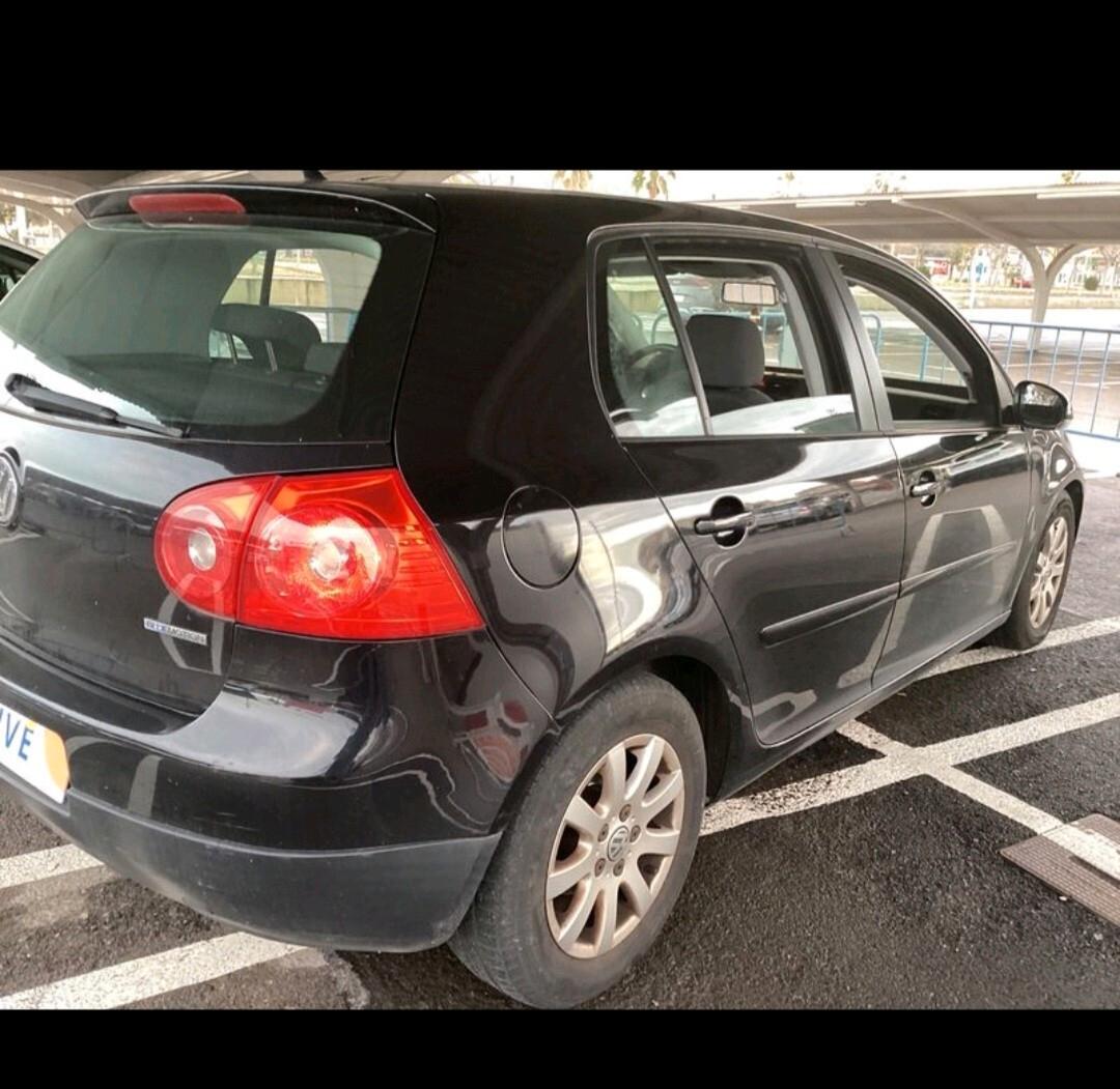 Volkswagen Golf 1.9 TDI DPF 5p 2008