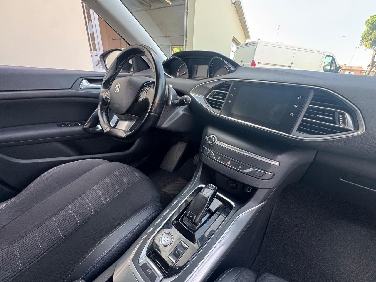 Peugeot 308 BlueHDi 130 S&S SW GT Line