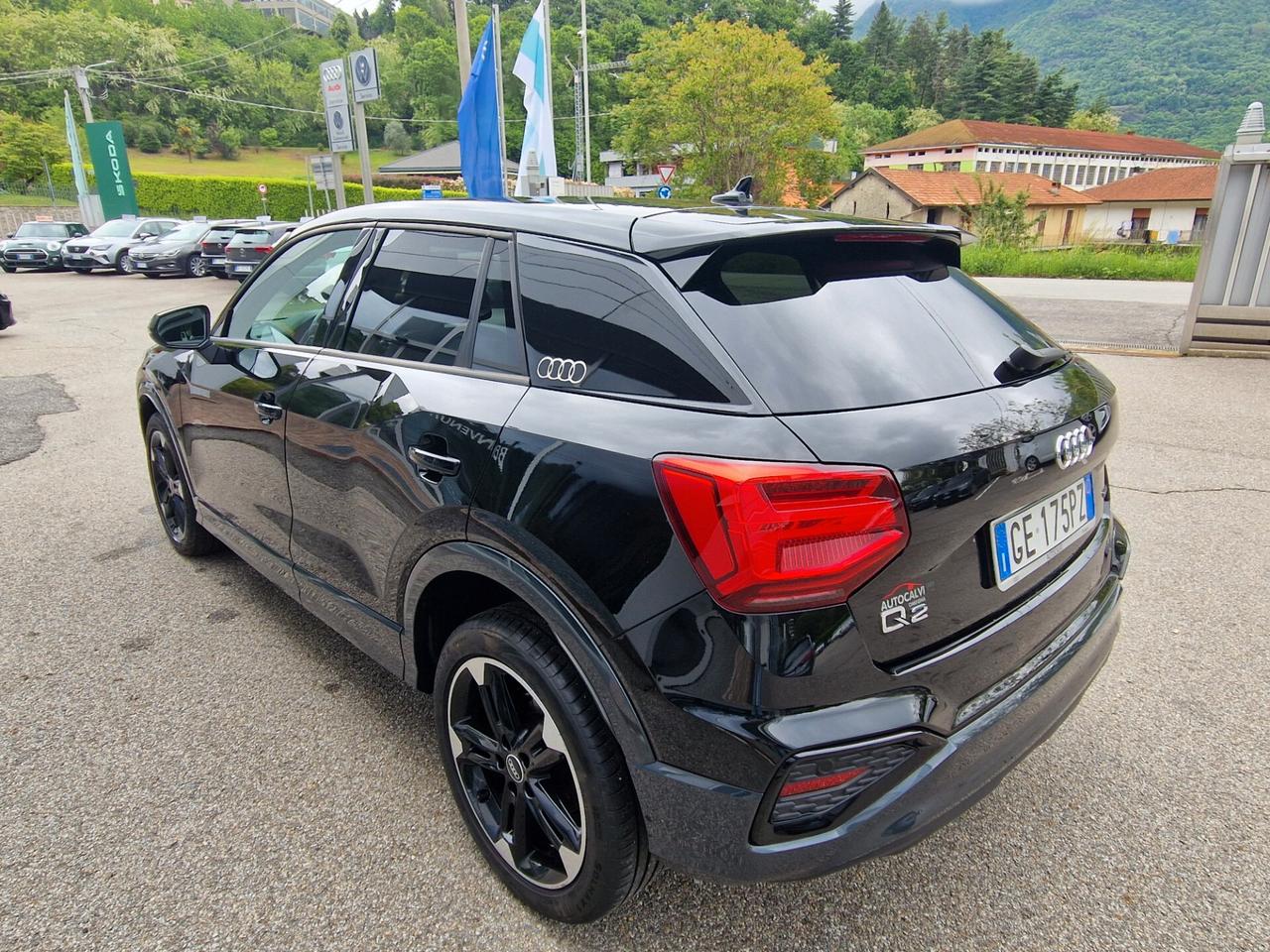 Audi Q2 35 TDI quattro S tronic Identity Black