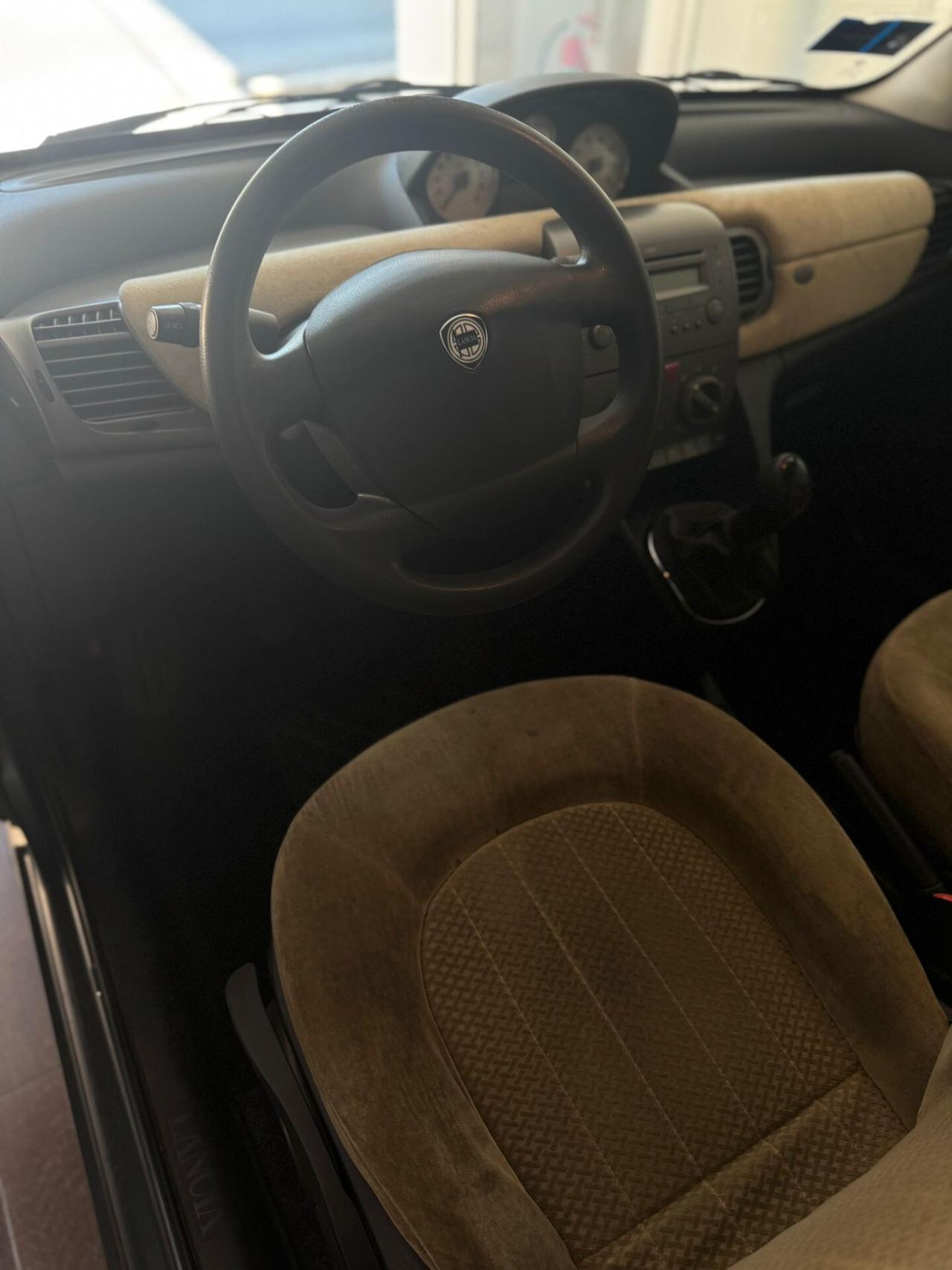 Lancia Ypsilon 1.3 Multijet 16V Argento