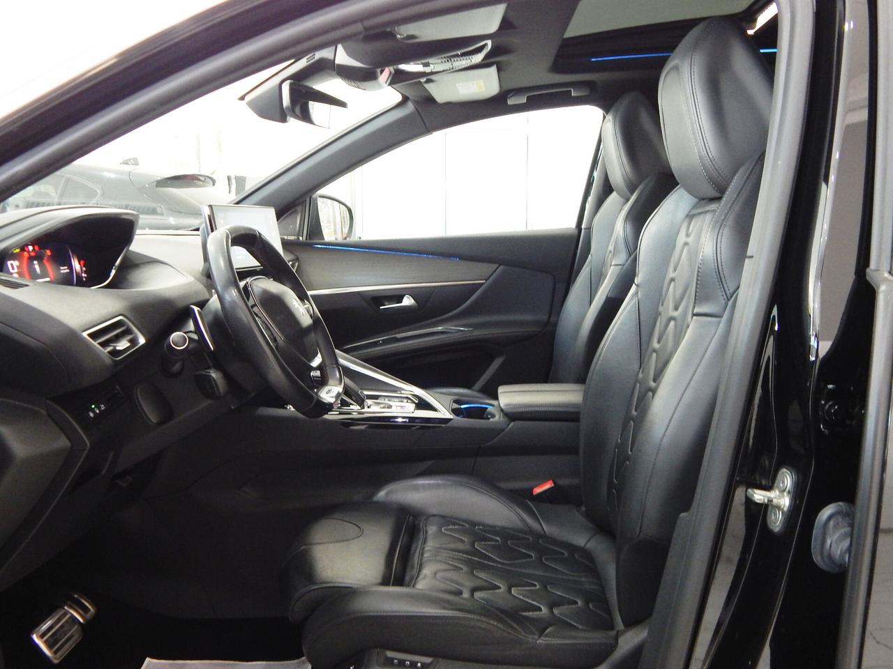Peugeot 5008 1.5 bluehdi GT Pack 7 Posti EAT8 TETTO-NAVI-PELLE-PARK