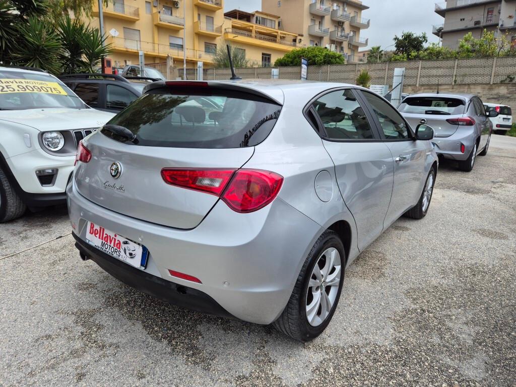 Alfa Romeo Giulietta 1.6 JTDm-2 NAVI LED