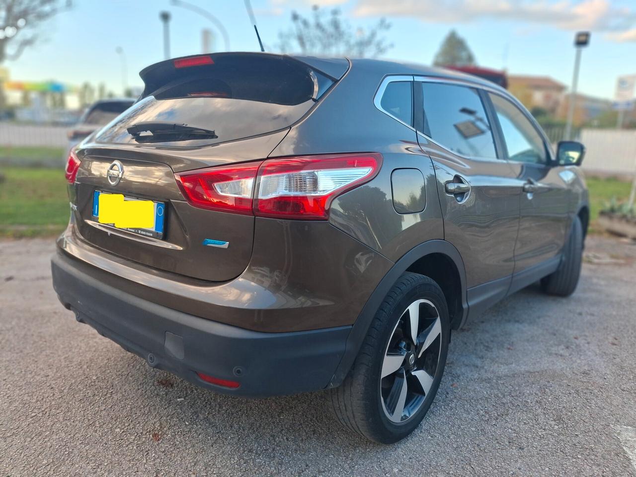 Nissan Qashqai 1.5 dCi 360