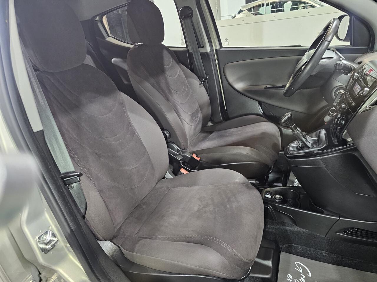 Lancia Ypsilon 1.3 MJT 16V 95 CV 5 porte Gold