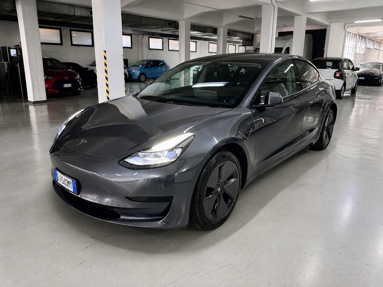 Tesla Model 3 Standard rwd Plus