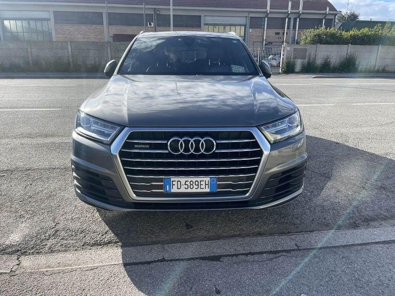 Audi Q7 3.0 TDI quattro tiptronic S- LINE
